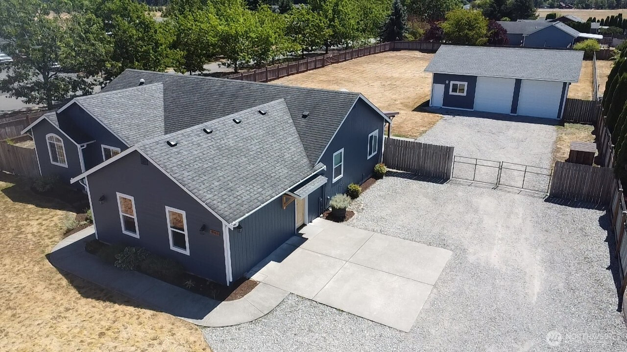 8603 194th Avenue SW, Rochester, WA 98579