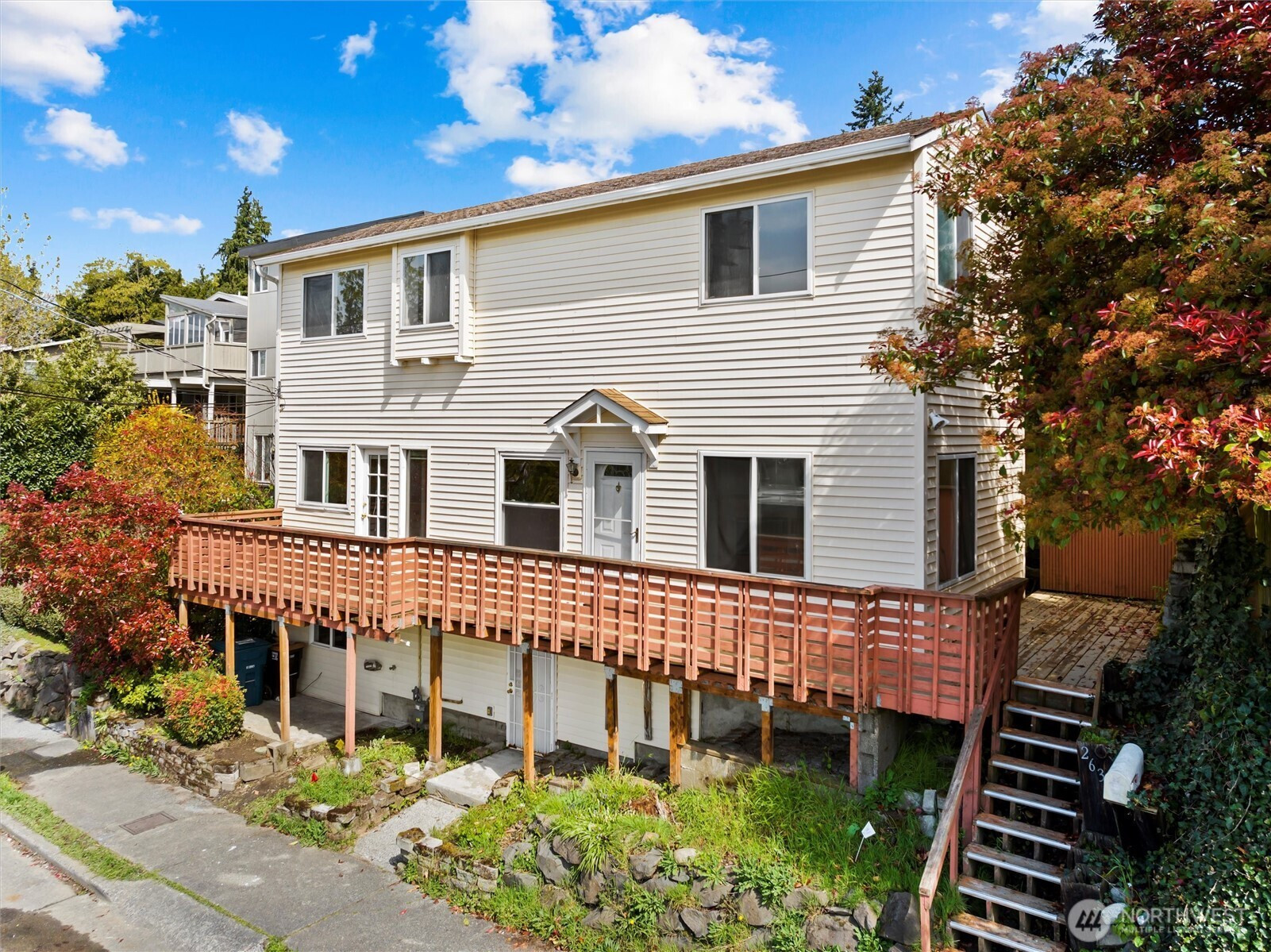 2632 14th Avenue W, Seattle, WA 98119