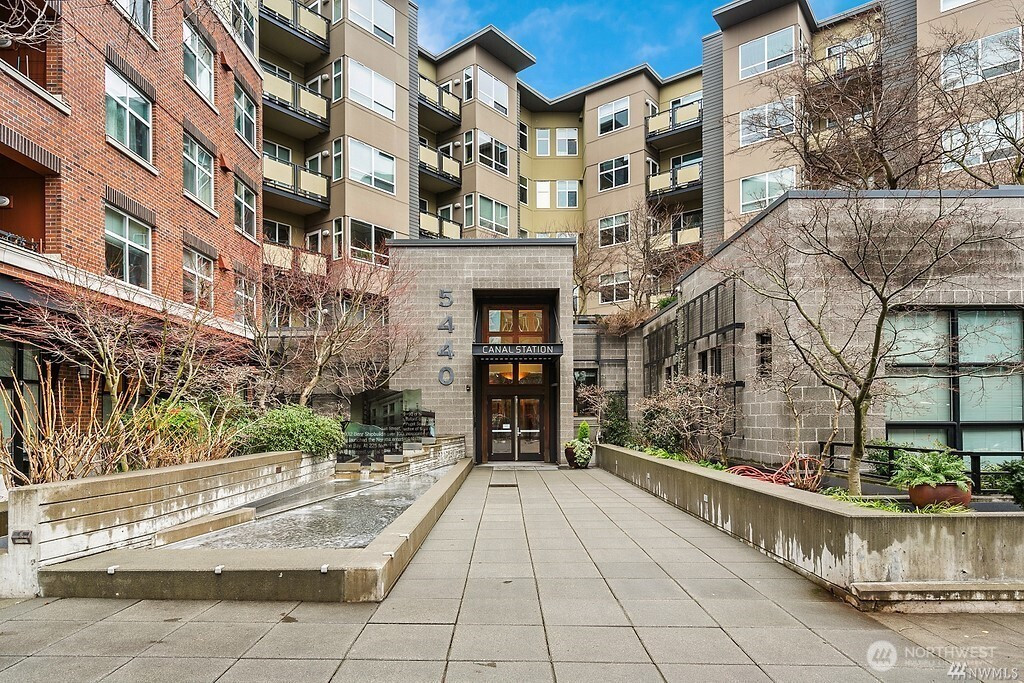 5440 Leary Avenue NW, Seattle, WA 98107