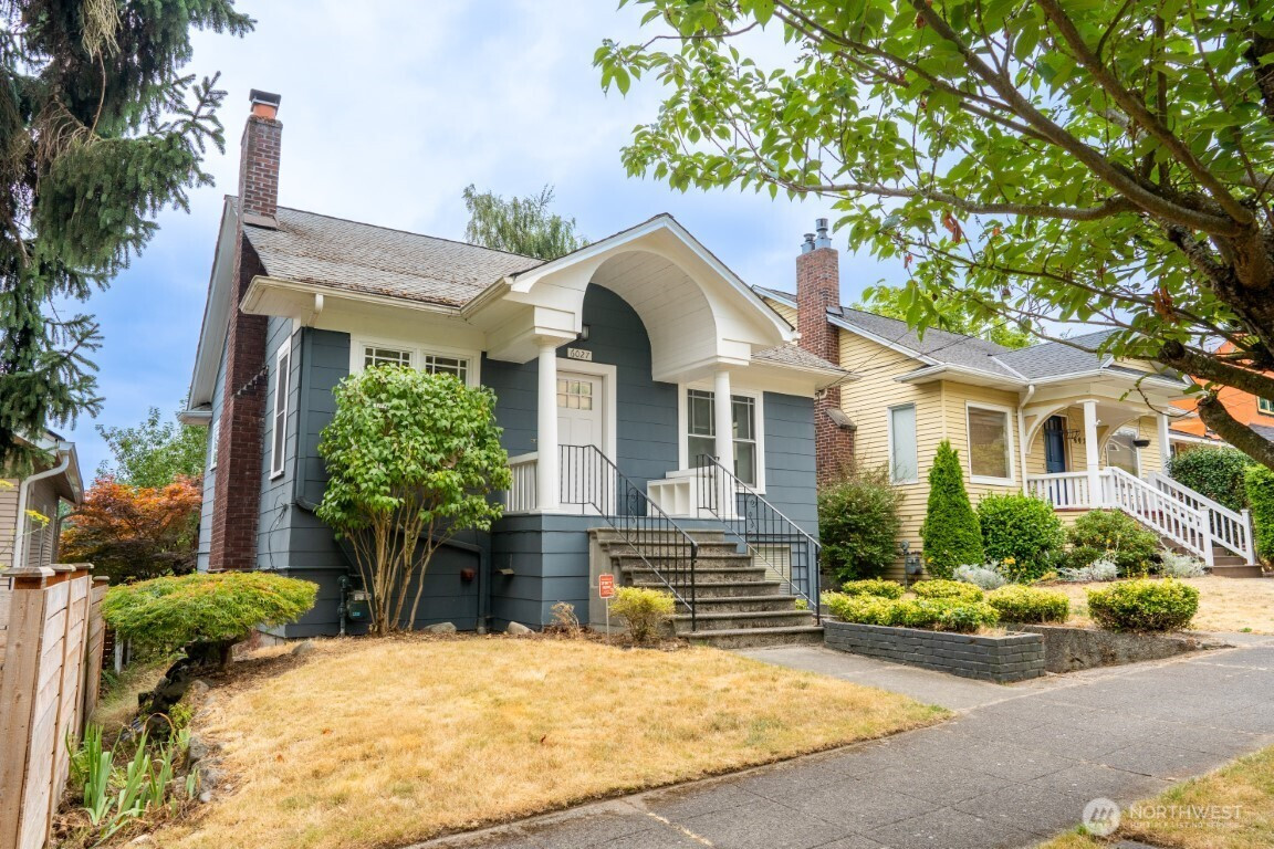 6027 28th Avenue NE, Seattle, WA 98115