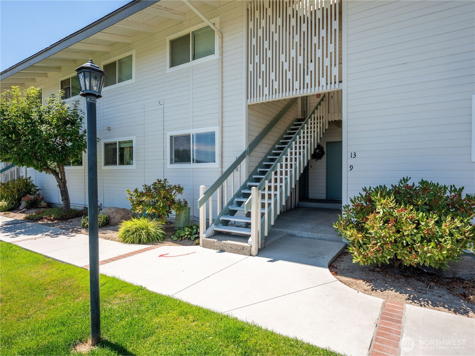 10 S Cove Avenue, Wenatchee, WA 98801
