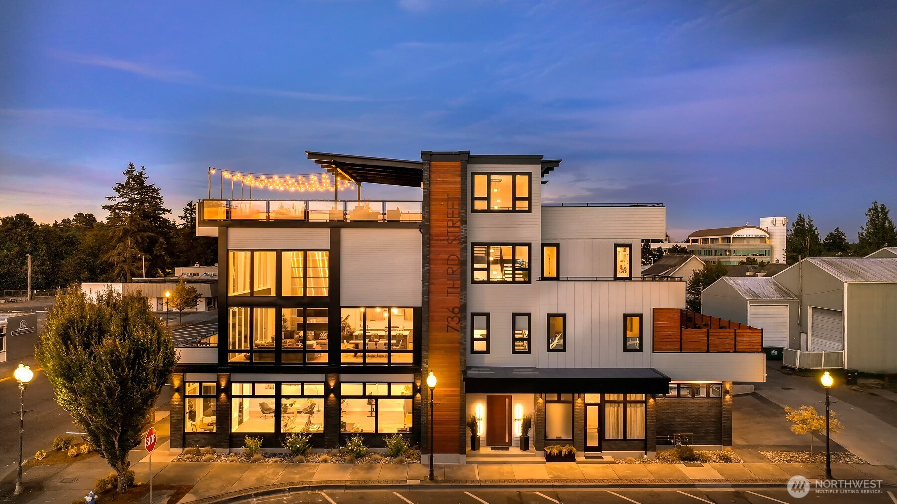 736 Third Street, Blaine, WA 98230