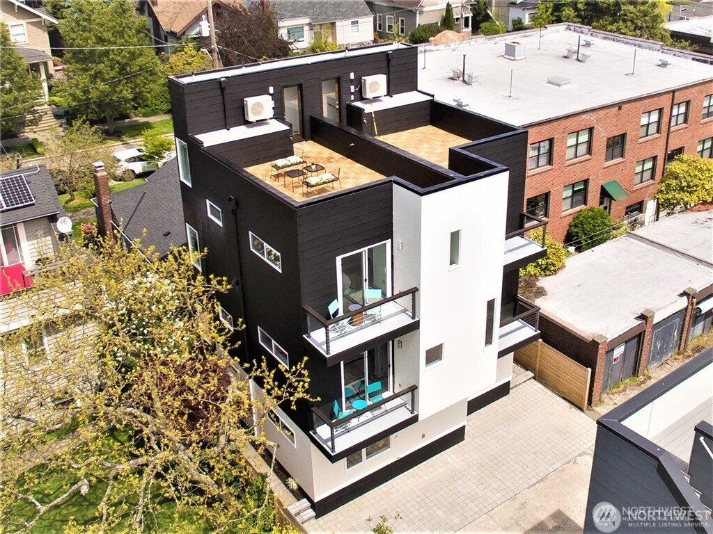 1525 = NW 60th Street, Seattle, WA 98107