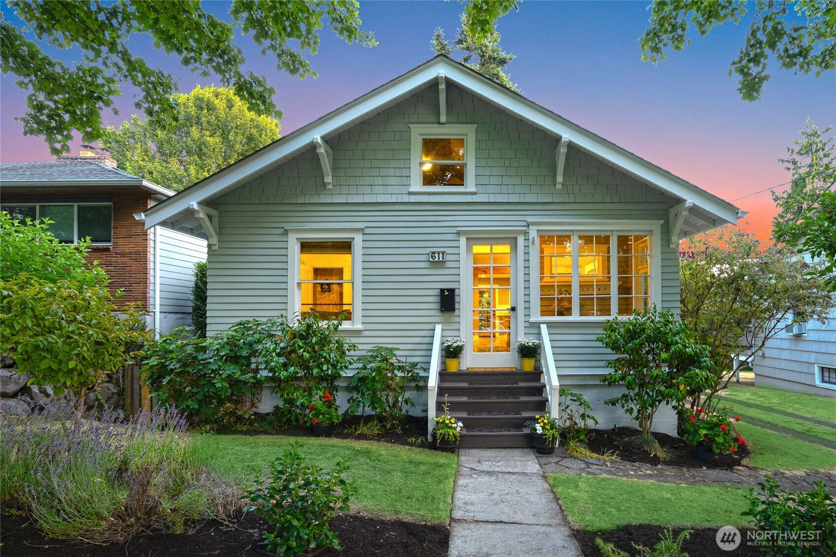 611 NW 53rd Street, Seattle, WA 98107