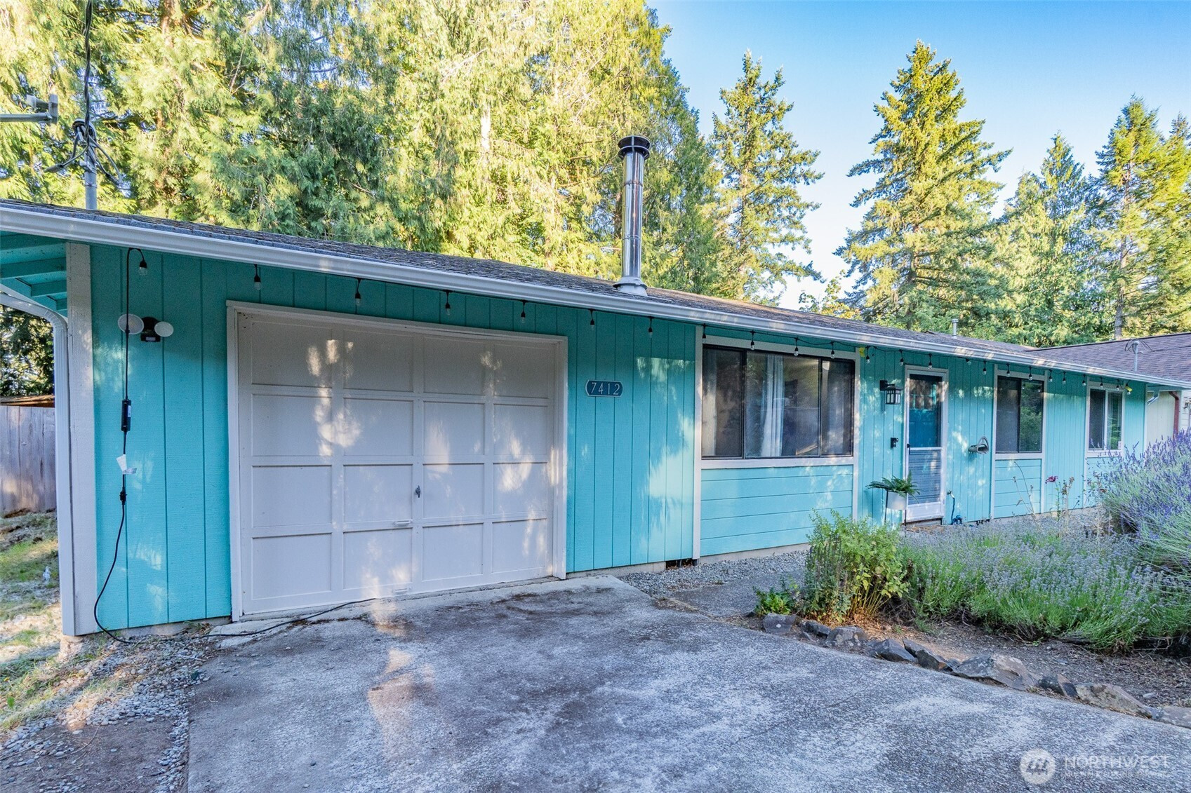 7412 Tsuga Ct SW, Olympia, WA 98512