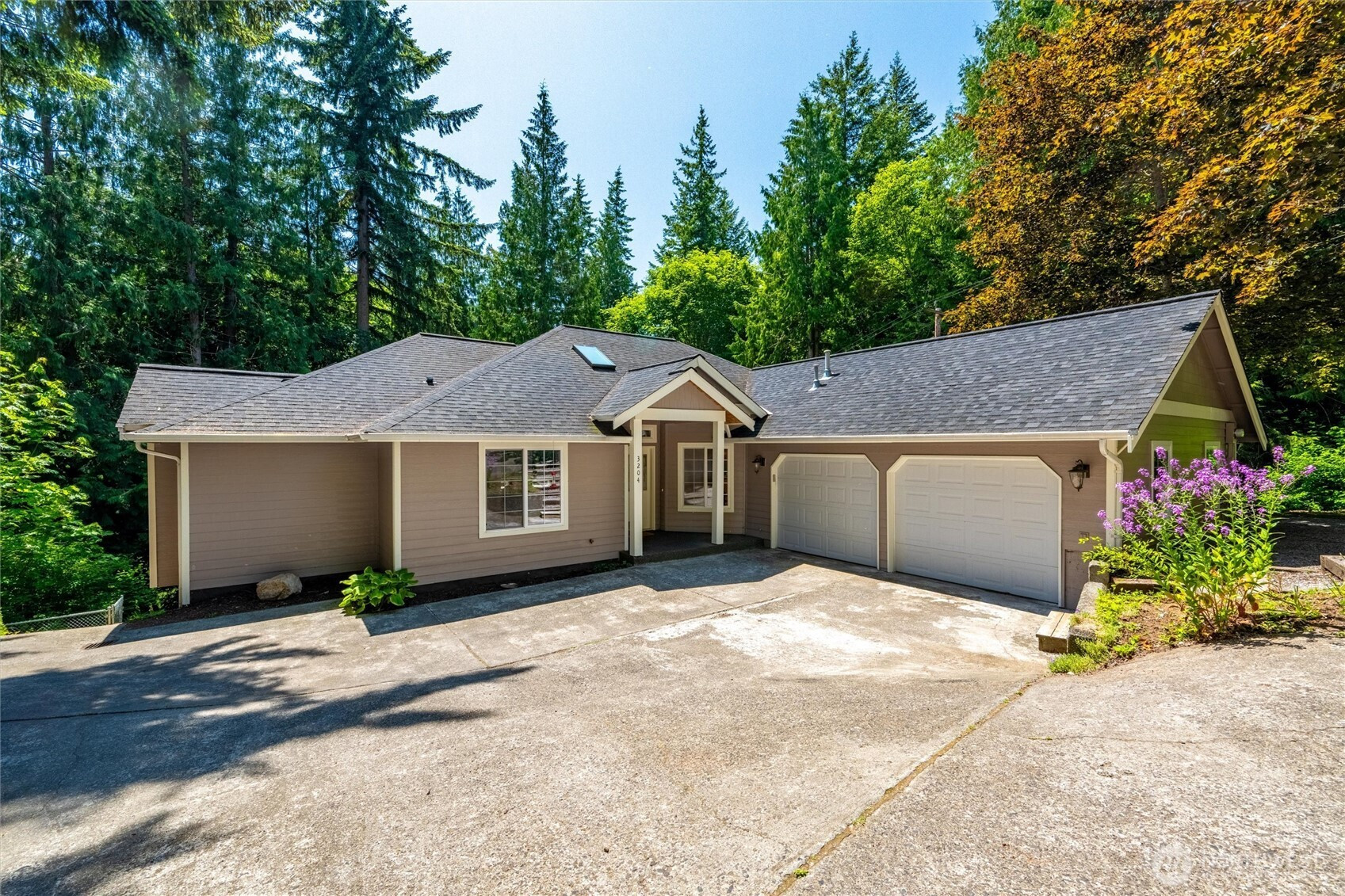 3204 30th Street, Bellingham, WA 98225
