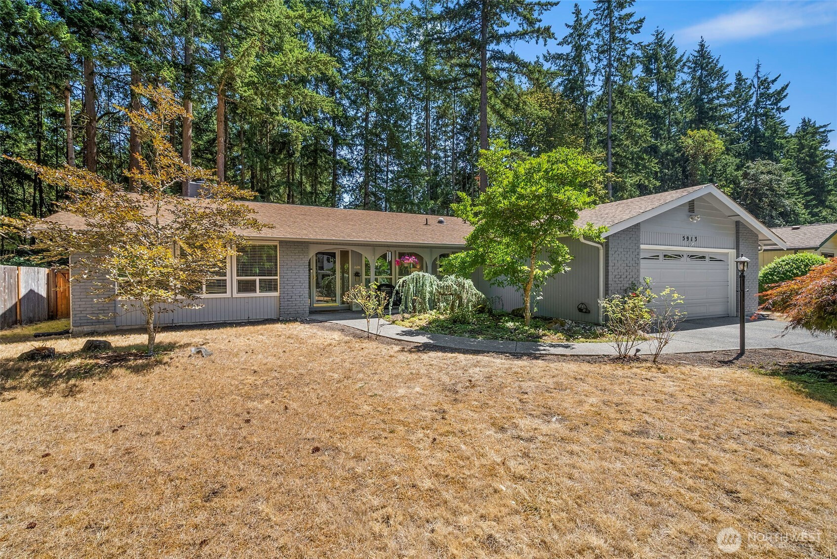 5913 87th Avenue W, University Place, WA 98467
