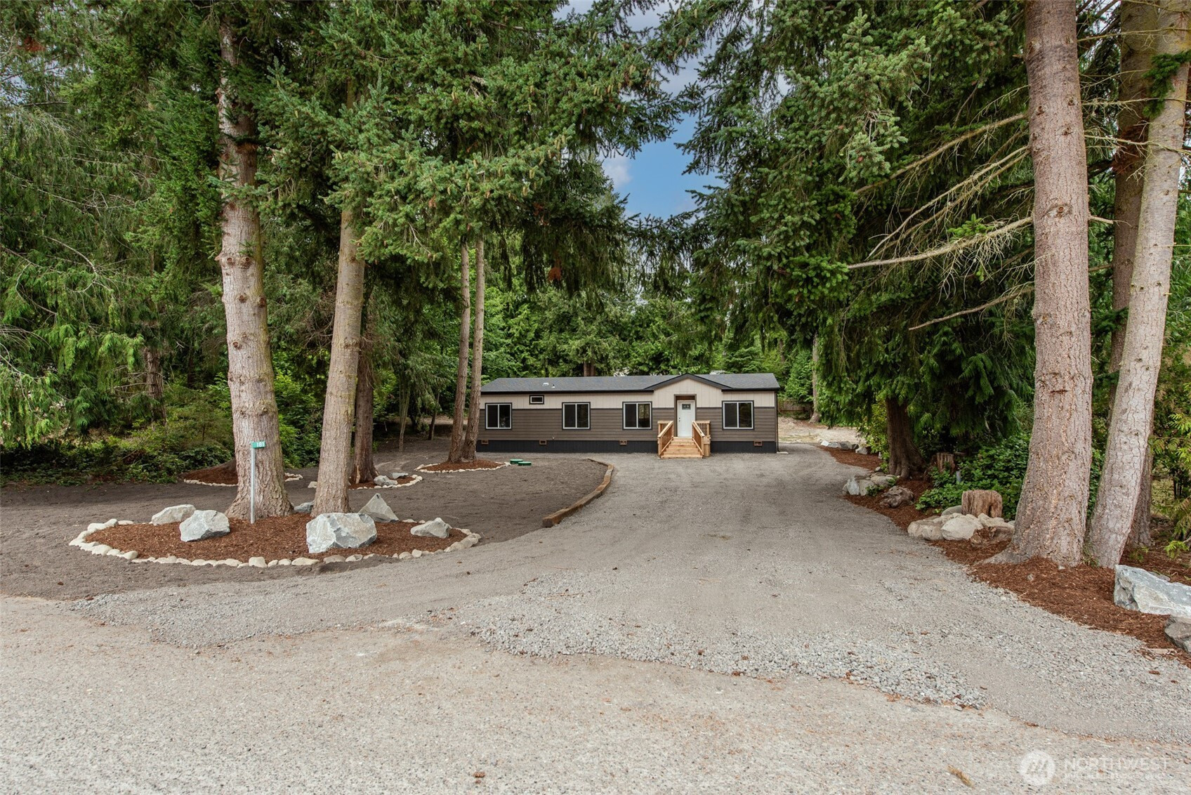 181 Salal Way, Sequim, WA 98382