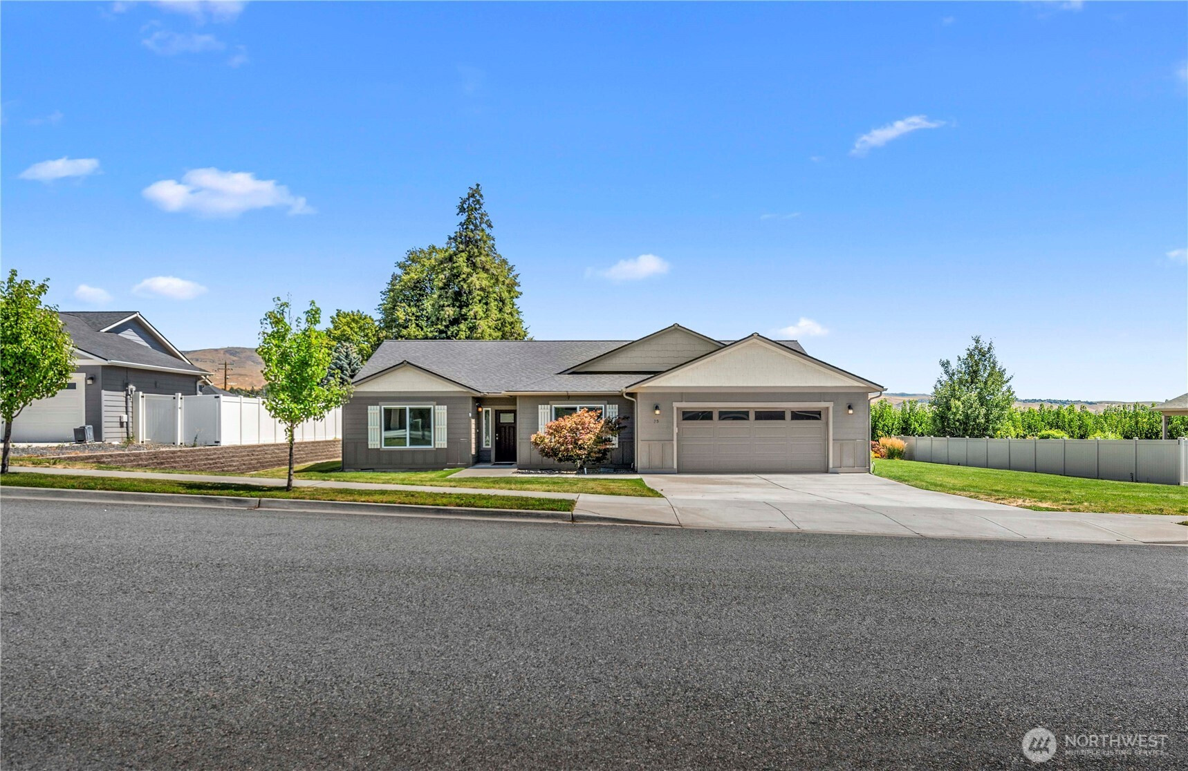 35 Starlight Avenue, Wenatchee, WA 98801
