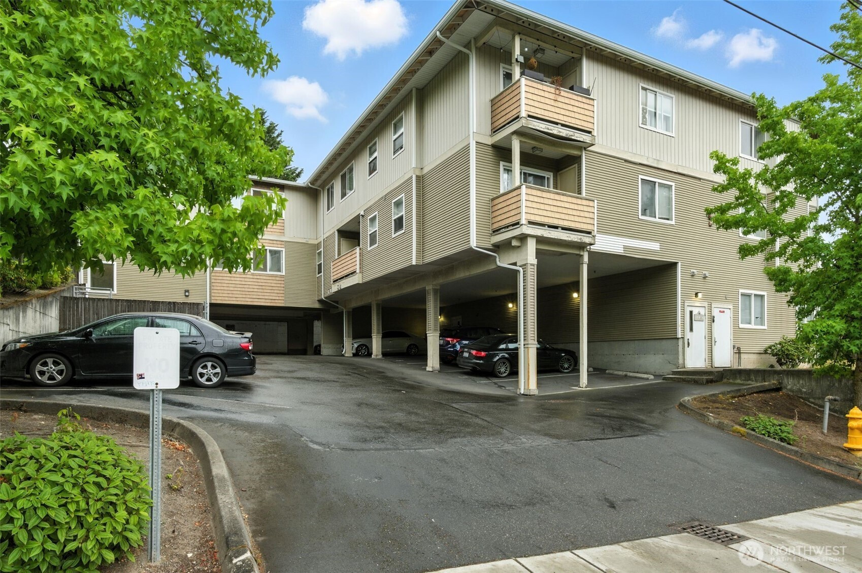 11424 1st Avenue S, Seattle, WA 98168