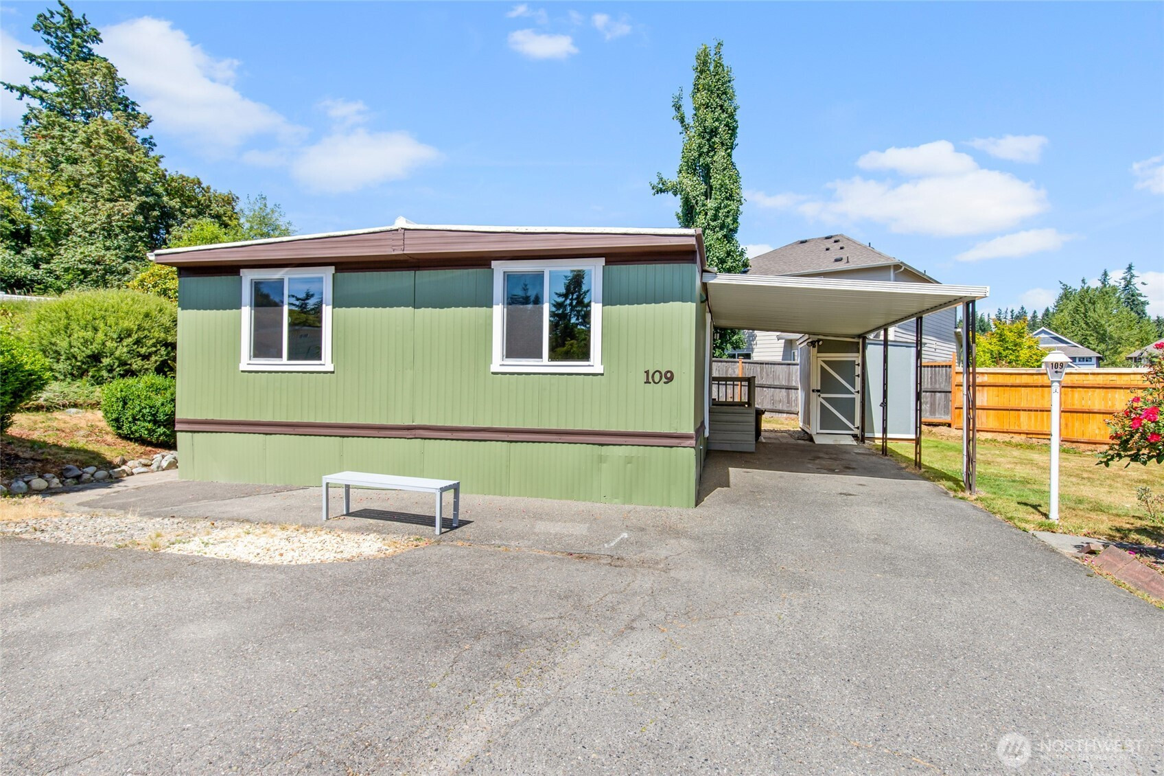 13320 Highway 99, Everett, WA 98204