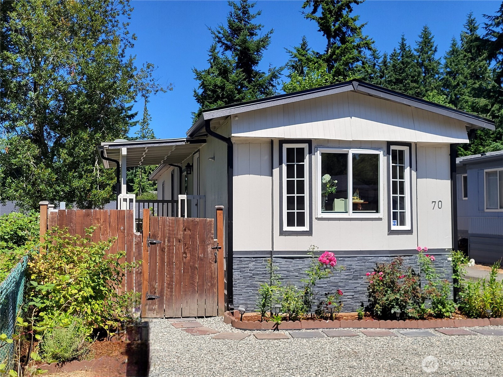 7701 HARDESON, Everett, WA 98203