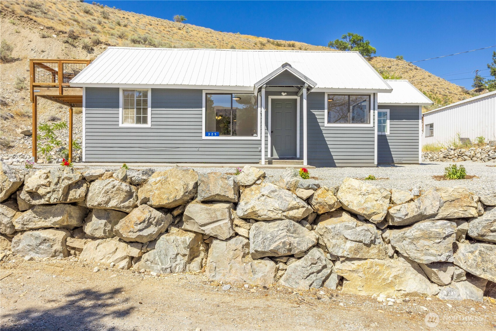 325 E Highland Avenue, Chelan, WA 98816