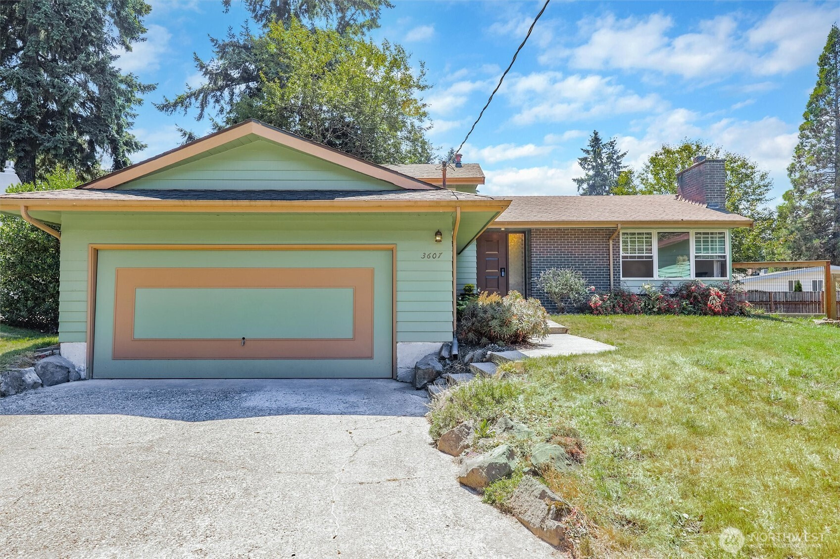 3607 Strattfort Court, Kent, WA 98032