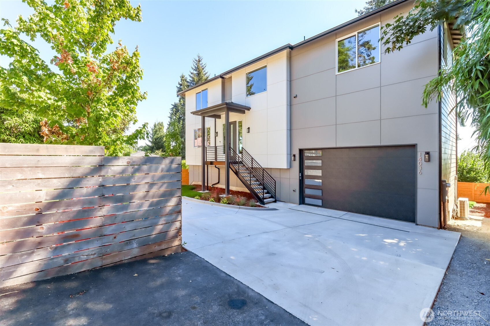 14036 35th Avenue S, Tukwila, WA 98168