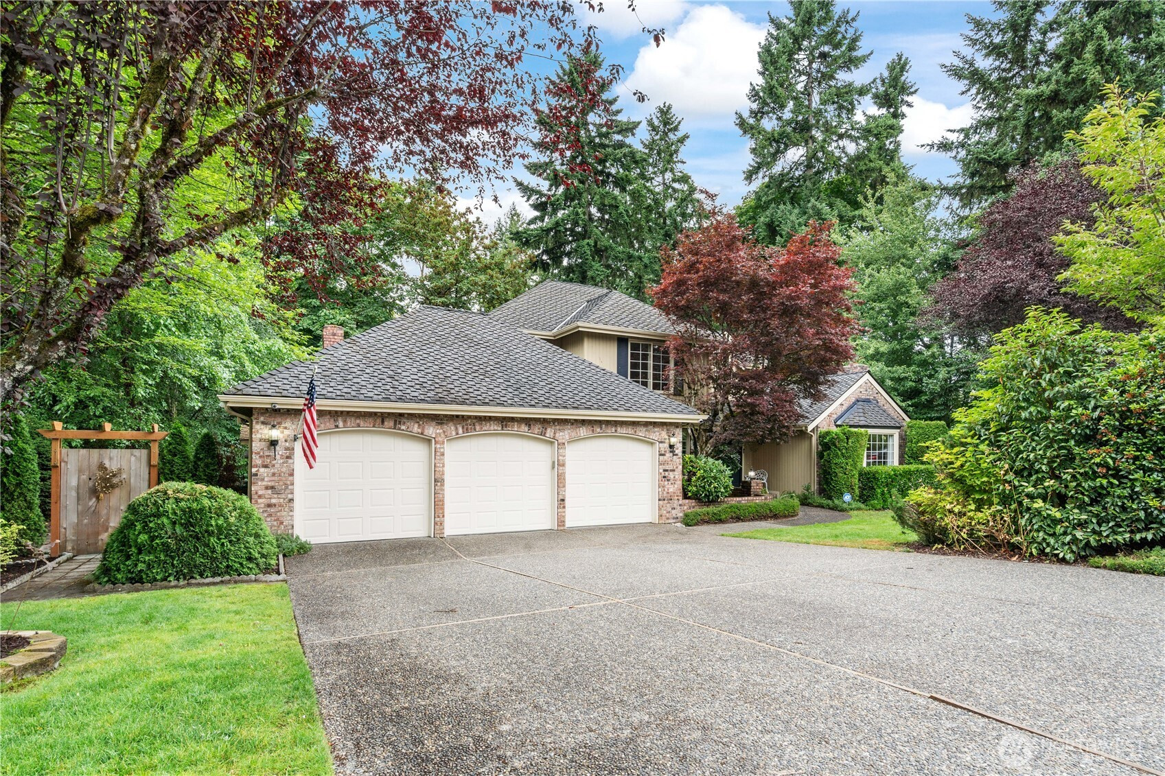 7751 142nd Way SE, Newcastle, WA 98059