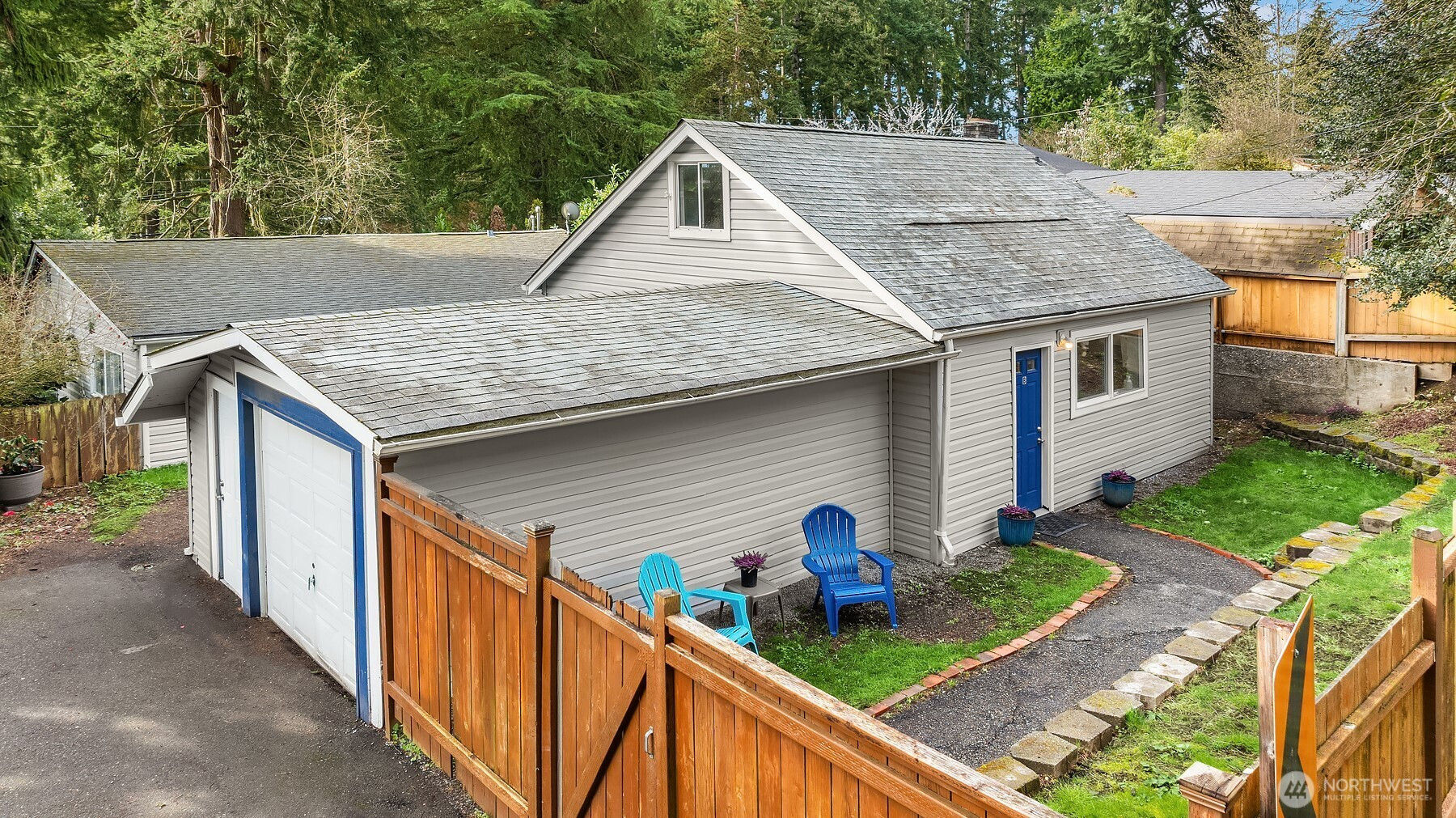 19046 10th Avenue NE, Shoreline, WA 98155