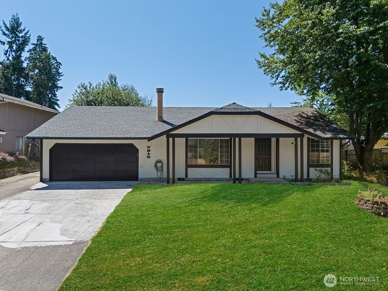 7815 Royal Oak Dr SE, Olympia, WA 98503