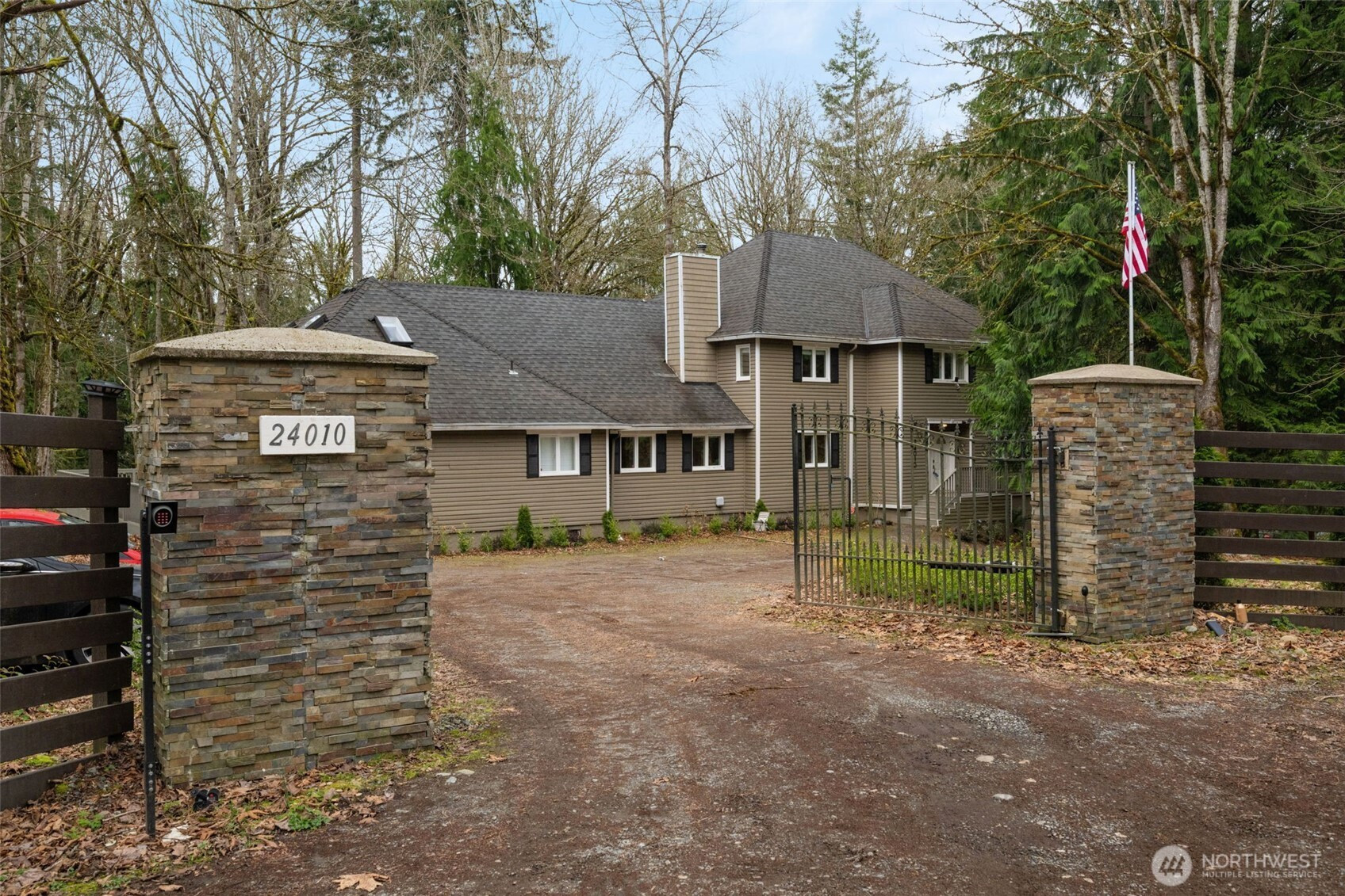 24010 SE 168th Street, Issaquah, WA 98027