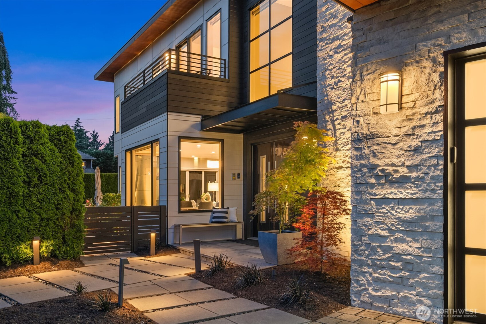 1288 106th Place NE, Bellevue, WA 98004