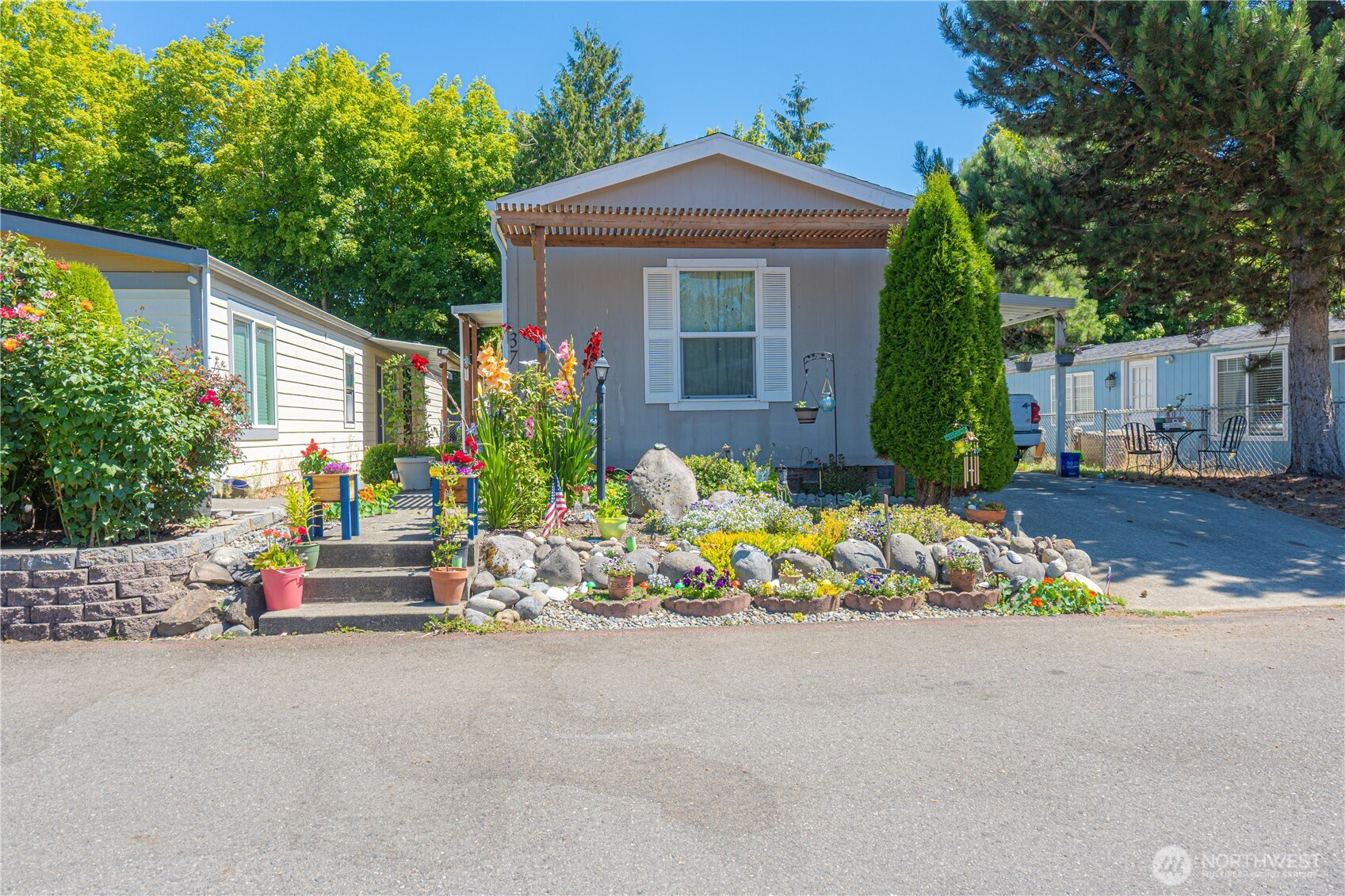 29401 Military Road S, Federal Way, WA 98003
