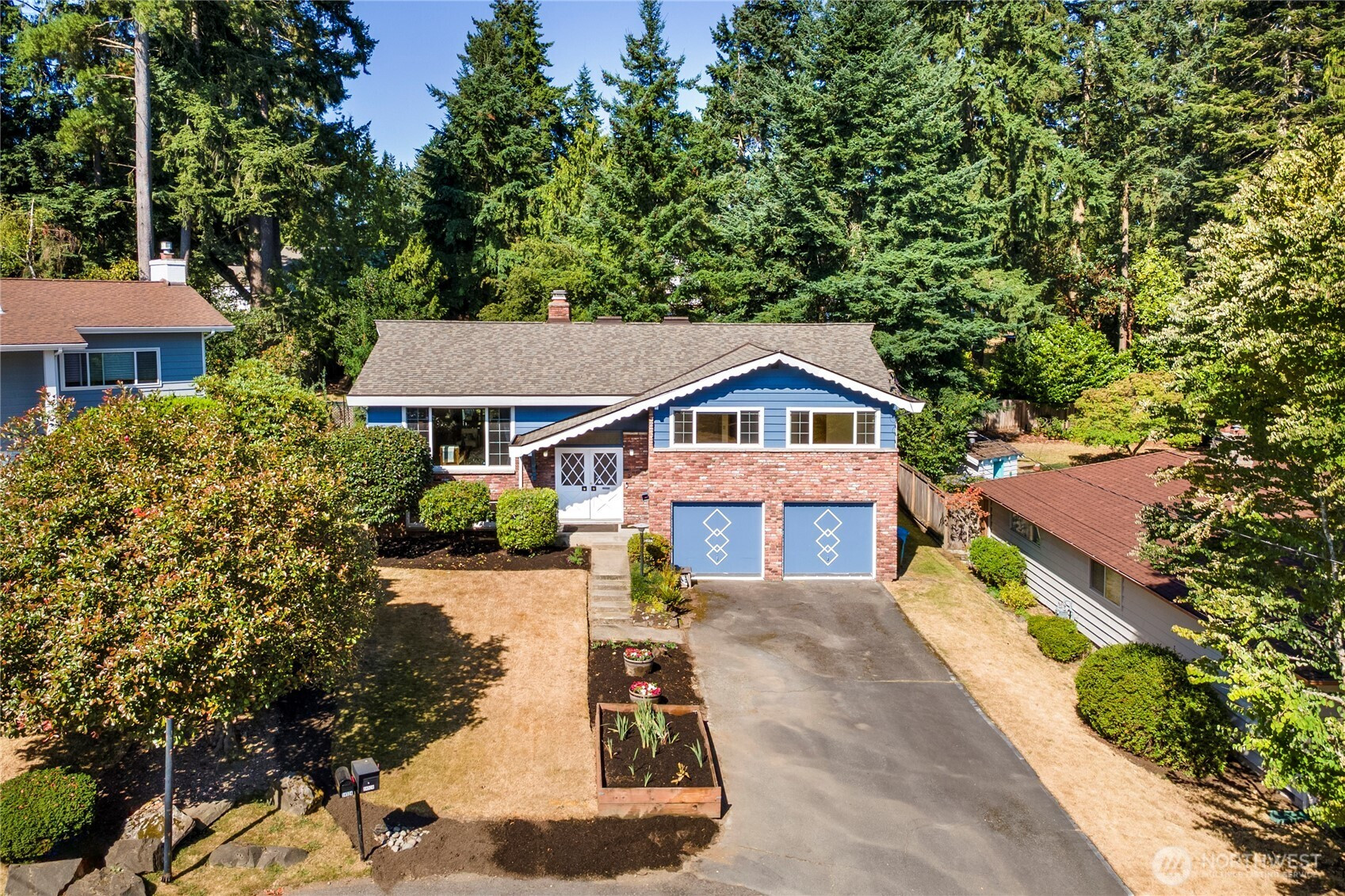 14528 Burke Ave N, Shoreline, WA 98133
