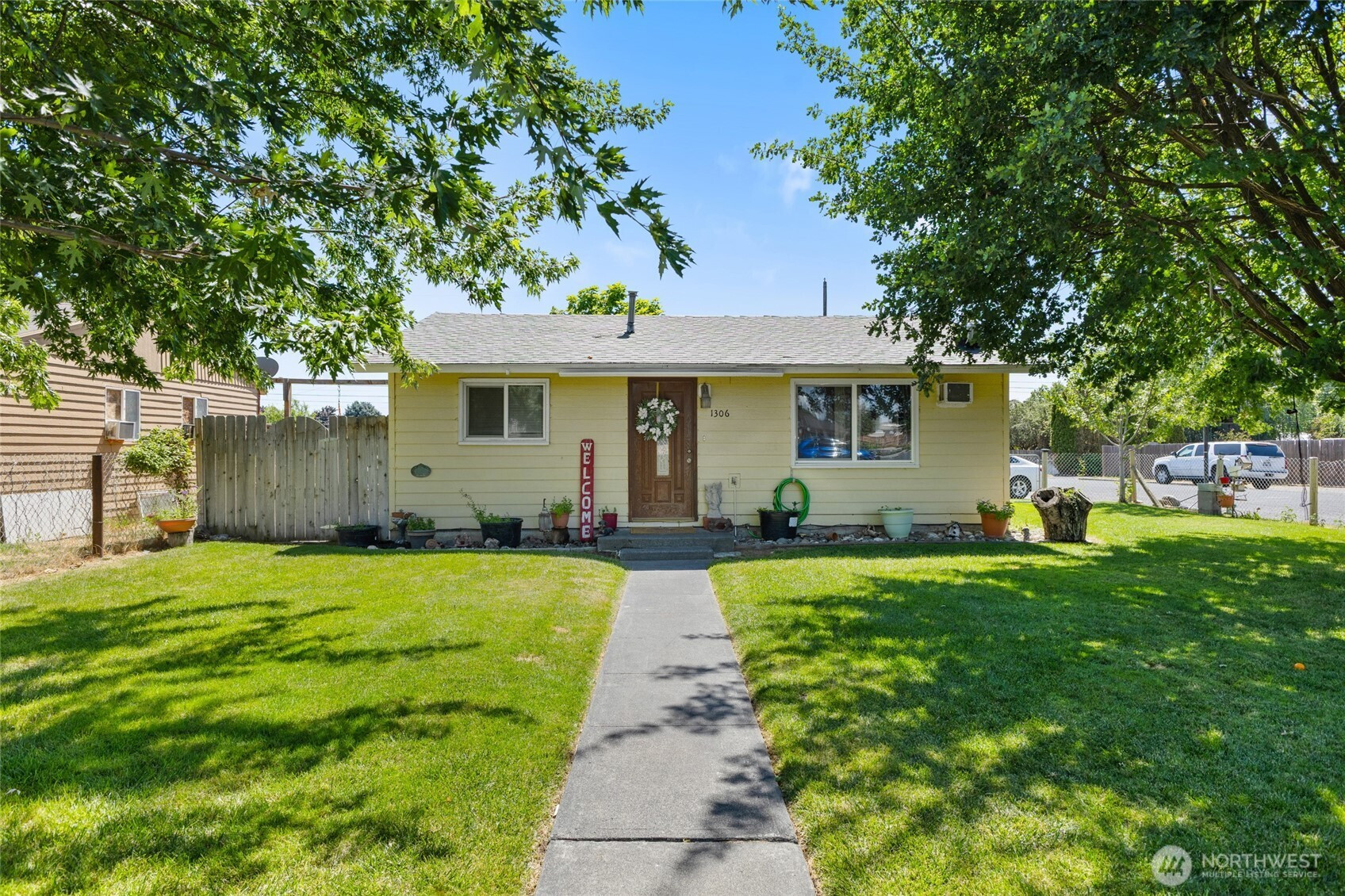 1306 E Spruce Street, Othello, WA 99344