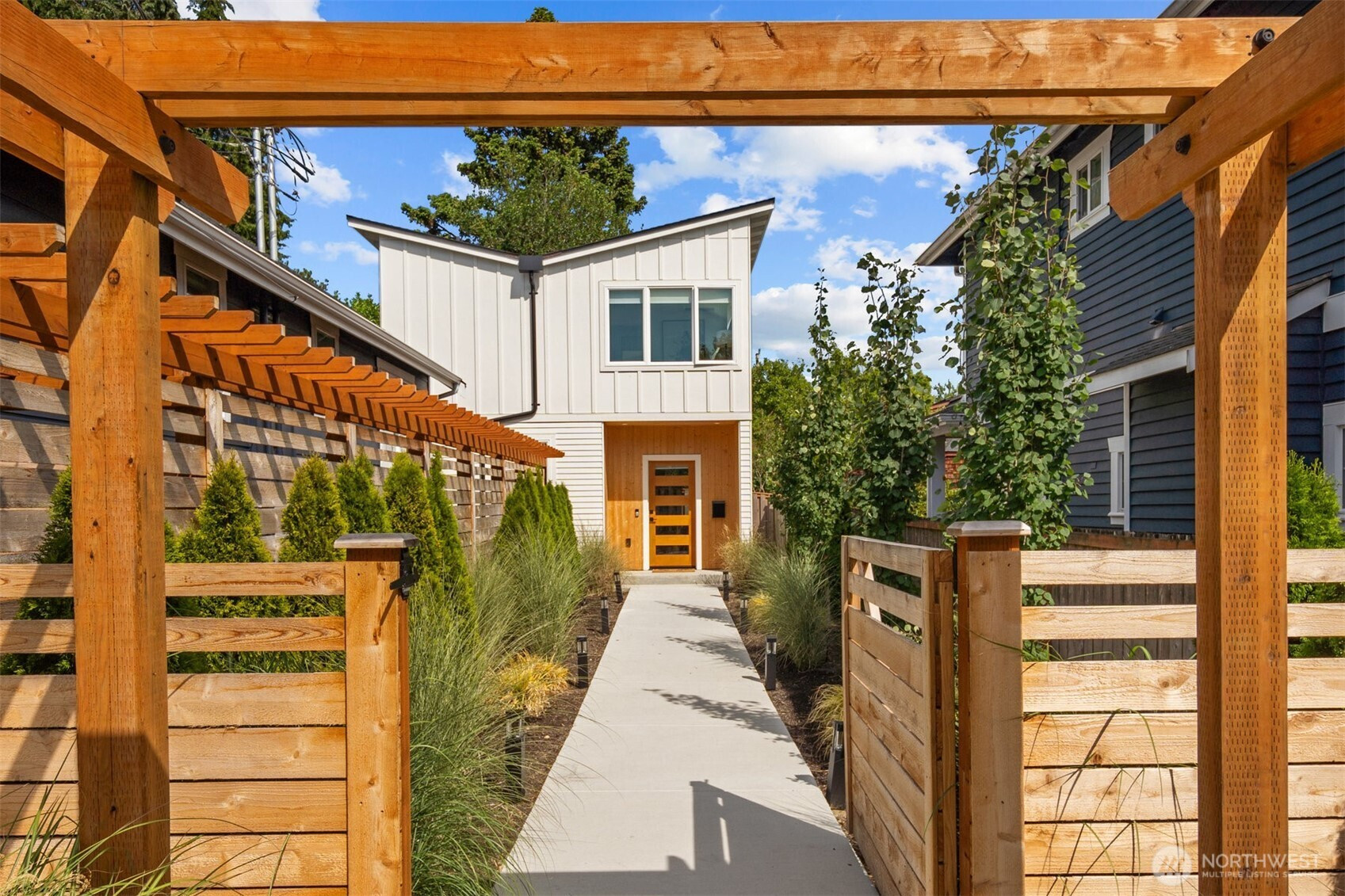 7312 18th Avenue NW, Seattle, WA 98117
