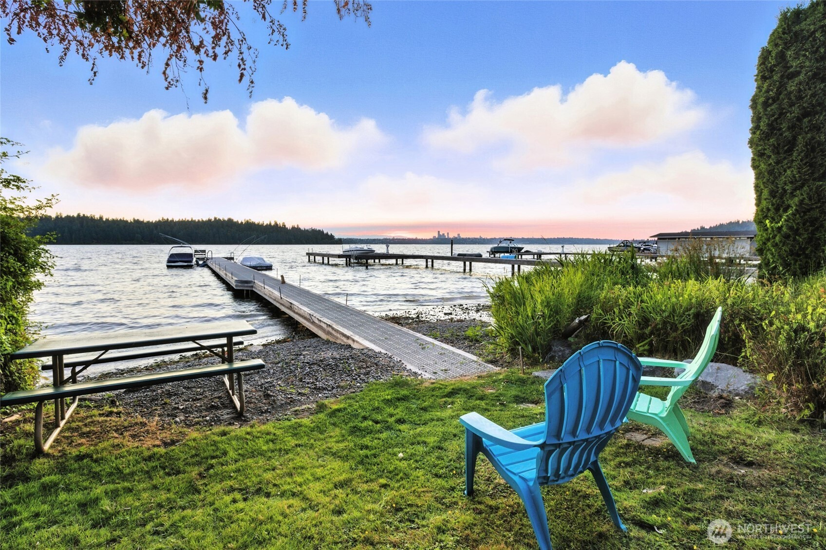 5047 84th Avenue SE, Mercer Island, WA 98040
