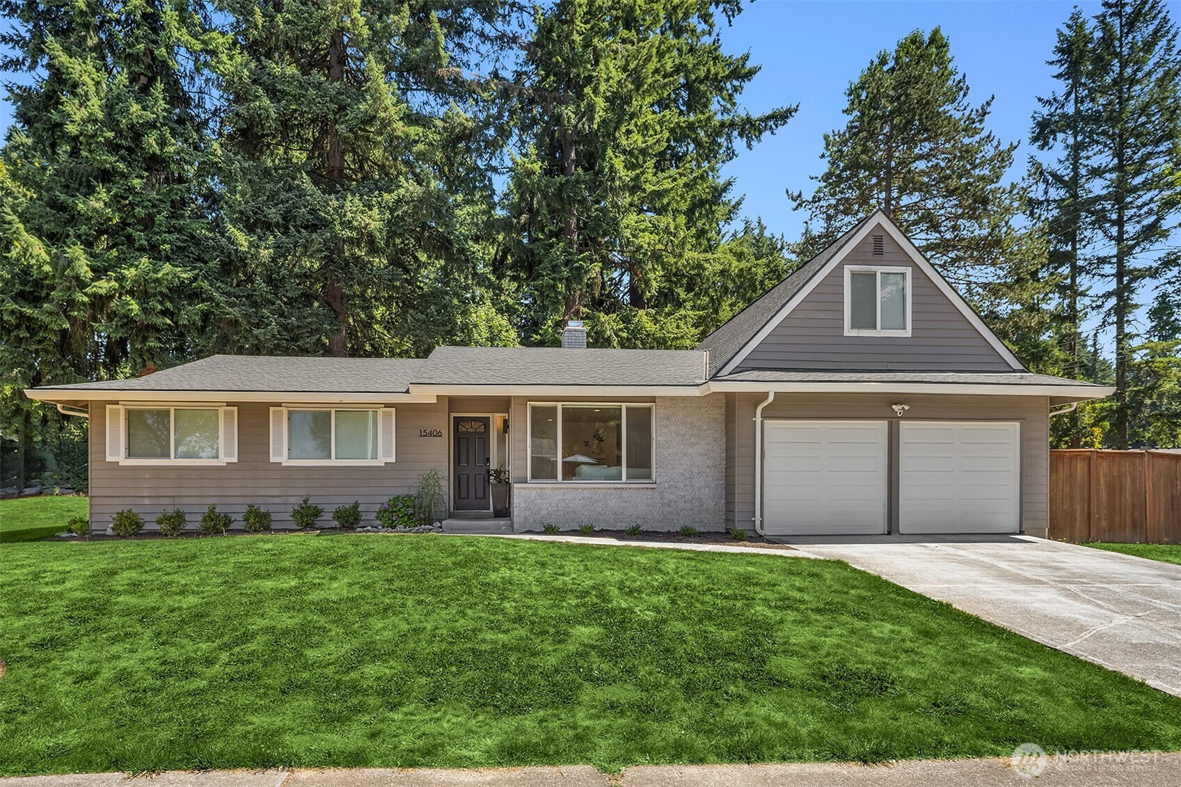 15406 119th Avenue NE, Bothell, WA 98011