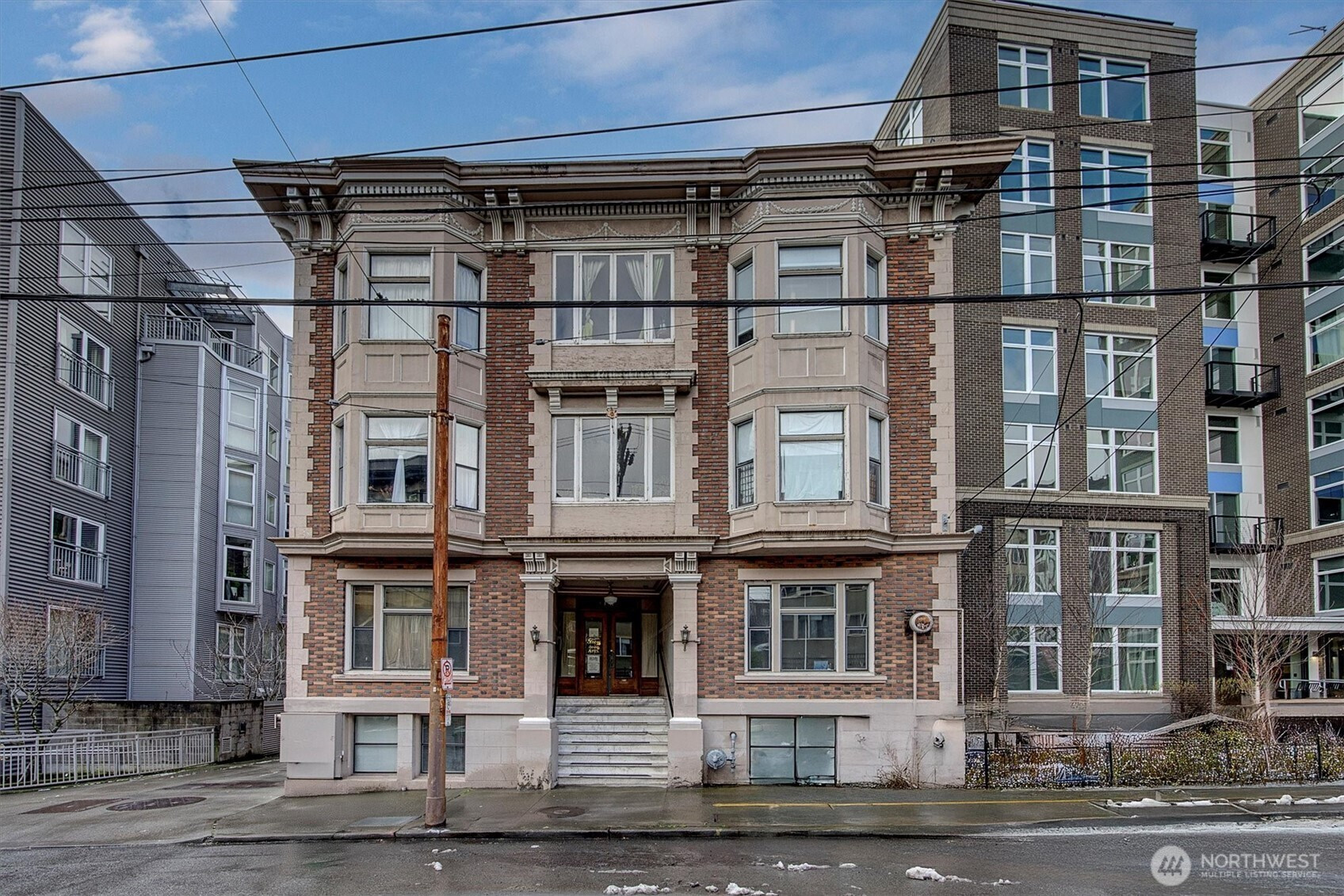 115 Bellevue Avenue E, Seattle, WA 98102