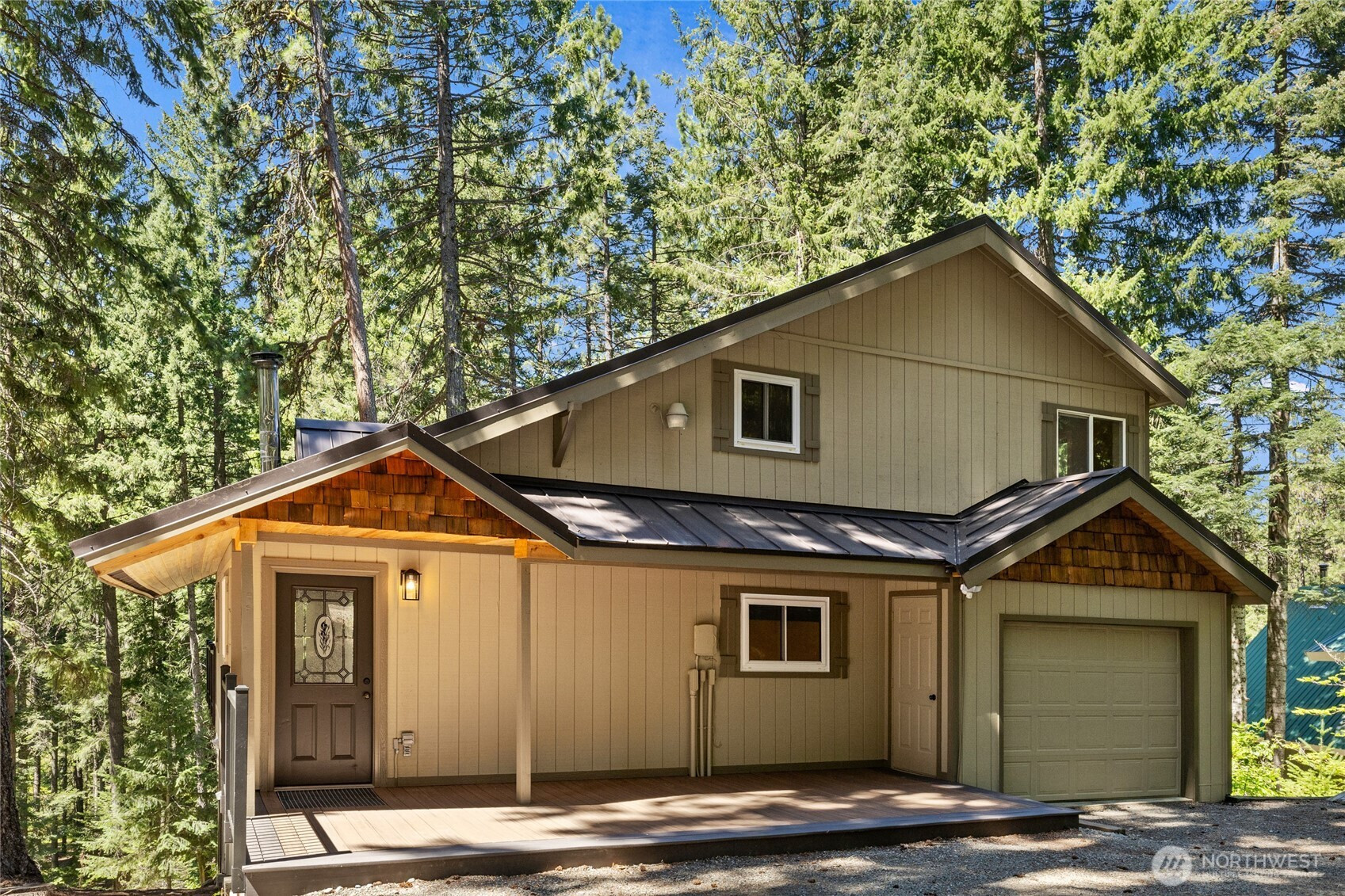 221 W Lakedale Drive, Ronald, WA 98940