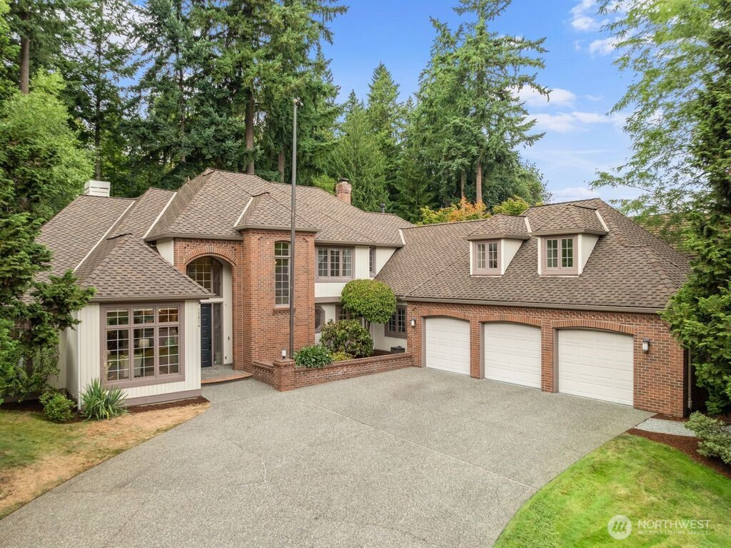 15814 NE 135th Street, Redmond, WA 98052