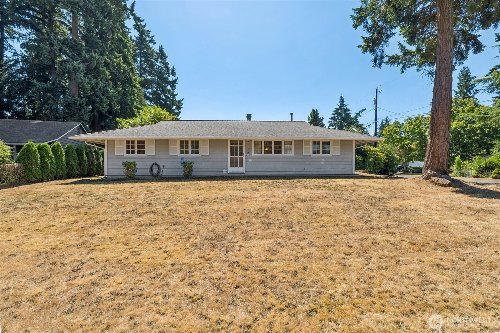 17511 62nd Ave W, Lynnwood, WA 98037