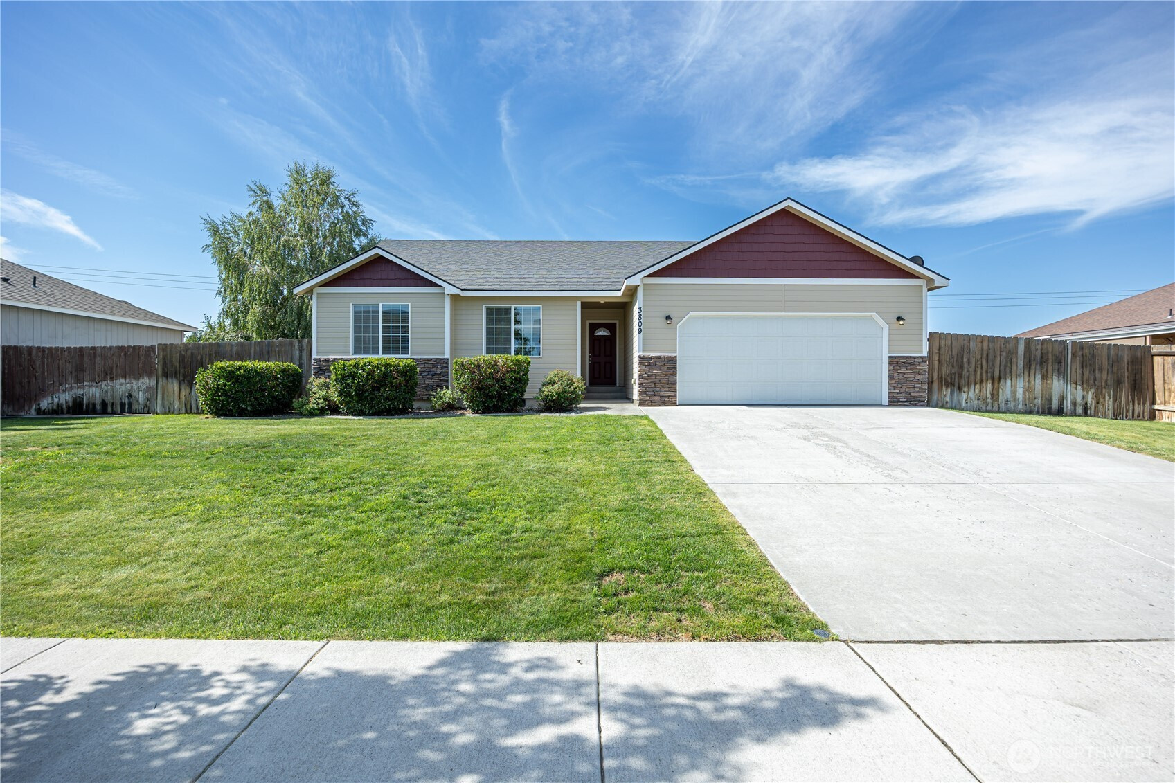3809 W 19th Court, Kennewick, WA 99336
