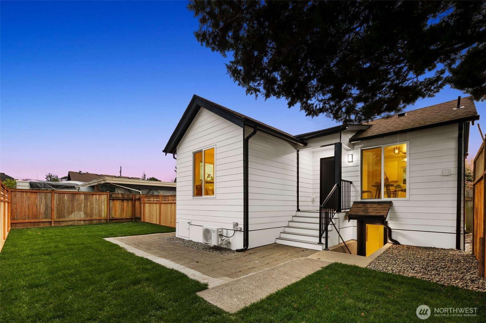 1624 Hoyt Avenue, Everett, WA 98201