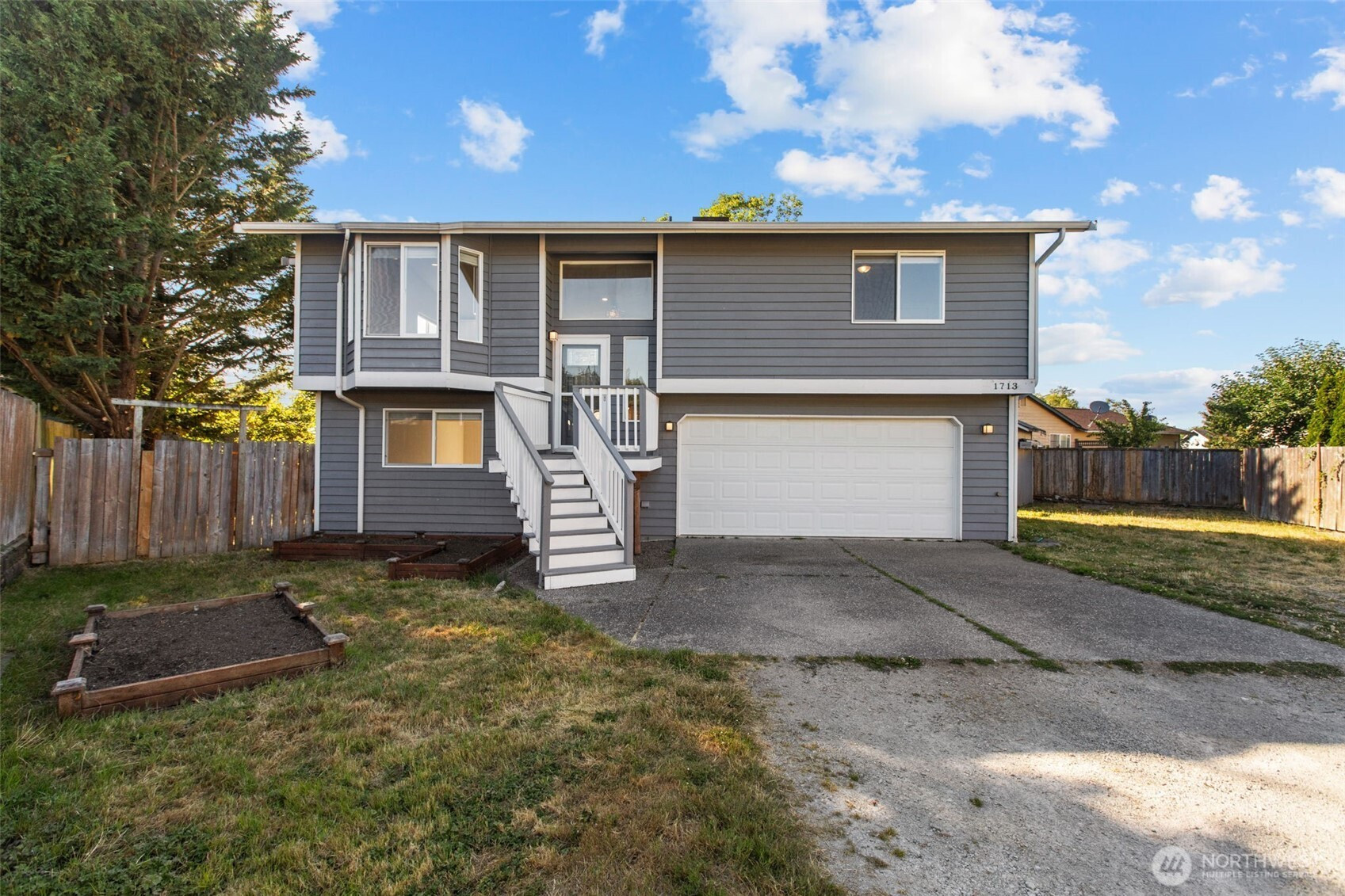 1713 S 30th Street, Mount Vernon, WA 98274