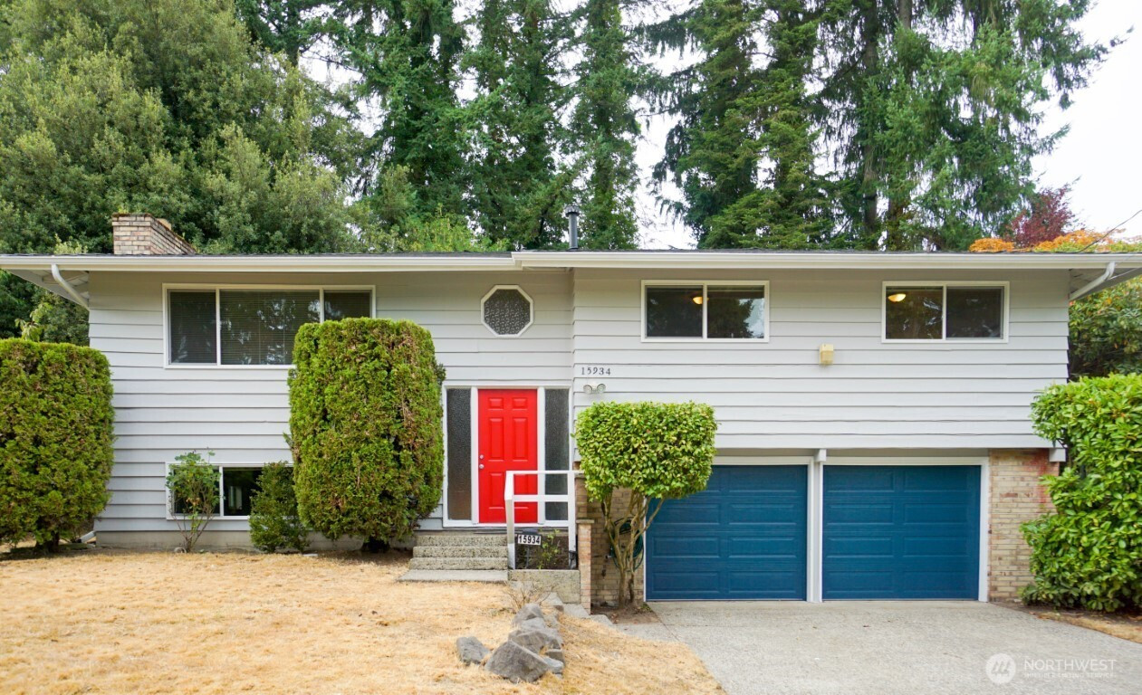 15934 Lake Hills Boulevard, Bellevue, WA 98008