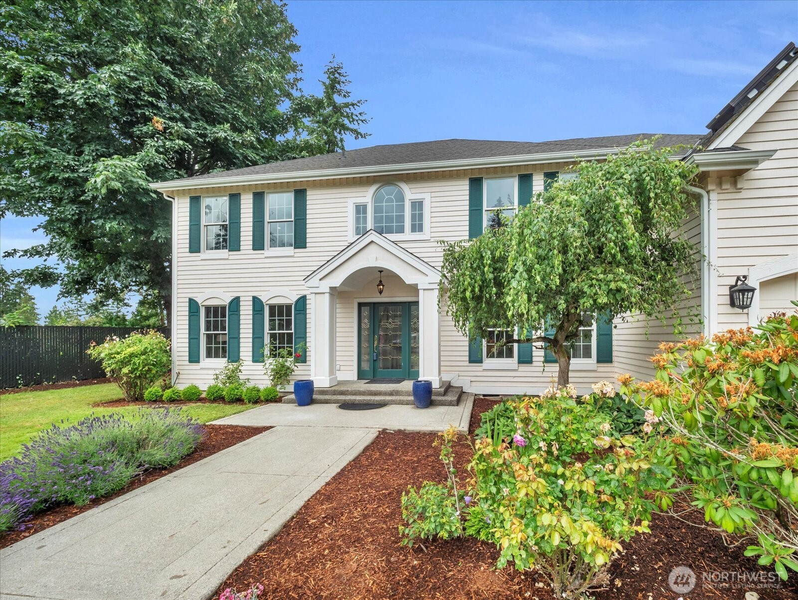 1242 Youngwood Road, Camano Island, WA 98282