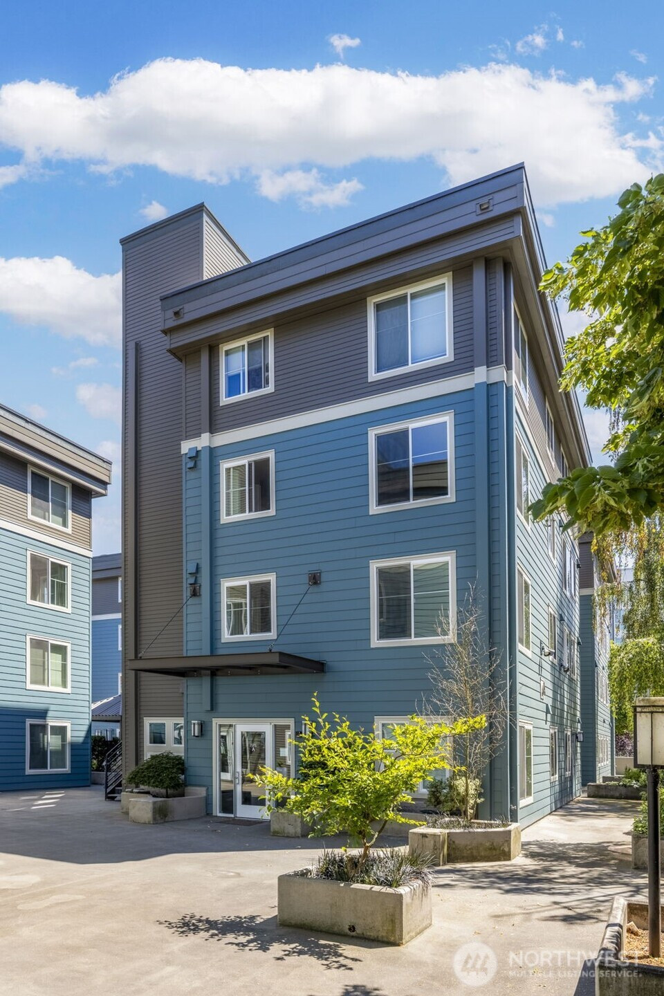 300 10th Avenue, Seattle, WA 98122
