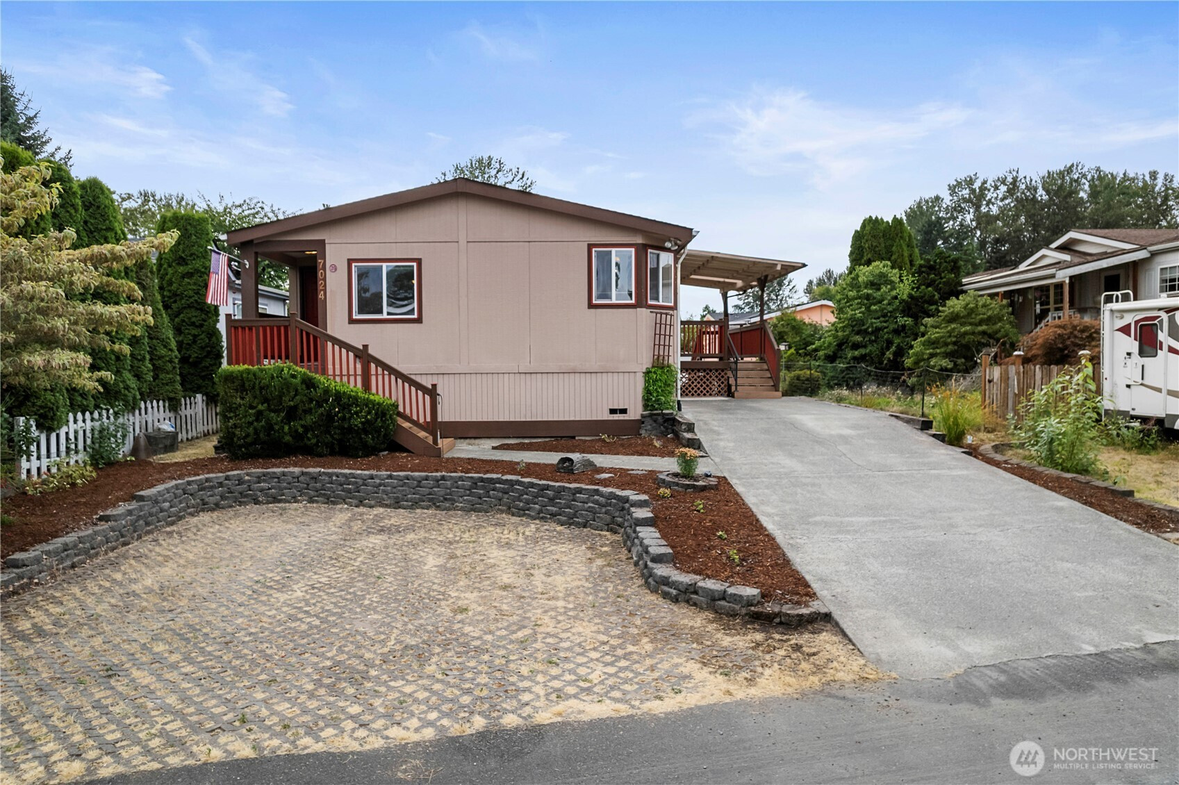 7024 141st Avenue E, Sumner, WA 98390
