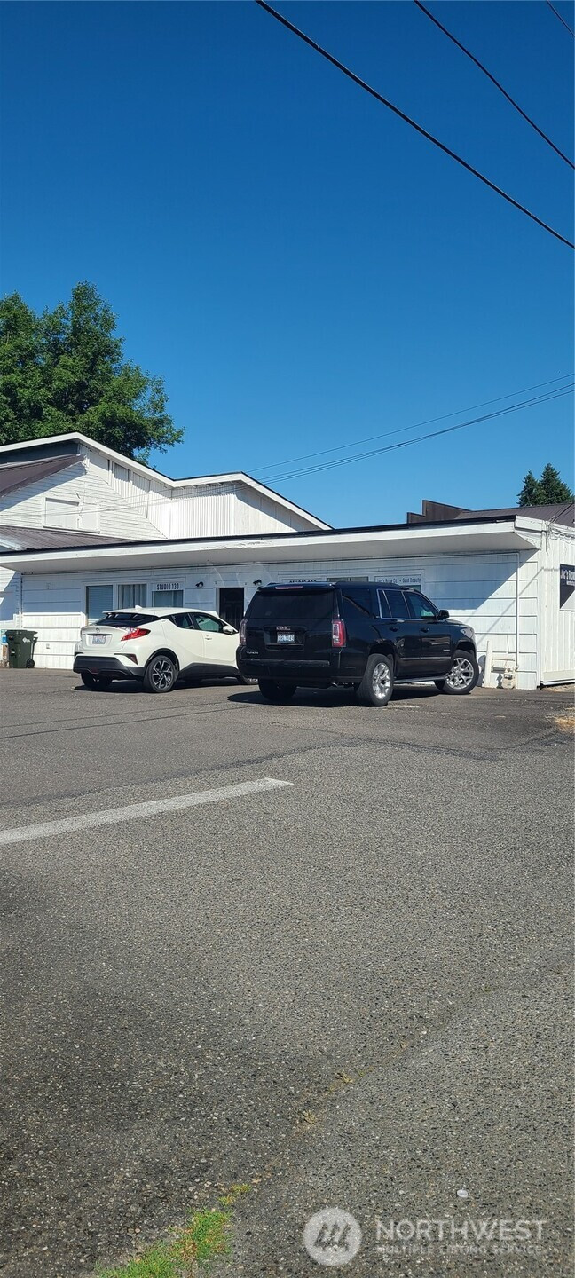 130 Corrin Avenue NW, Orting, WA 98360