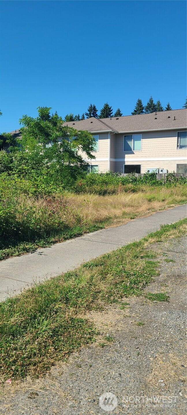 211 Bridge Street SW, Orting, WA 98360