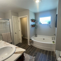 17230 117th Avenue E, Puyallup, WA 98374