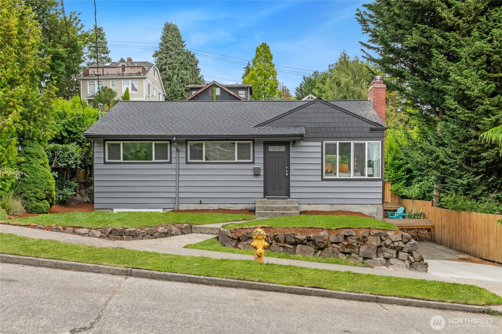 4130 Palatine Avenue N, Seattle, WA 98103