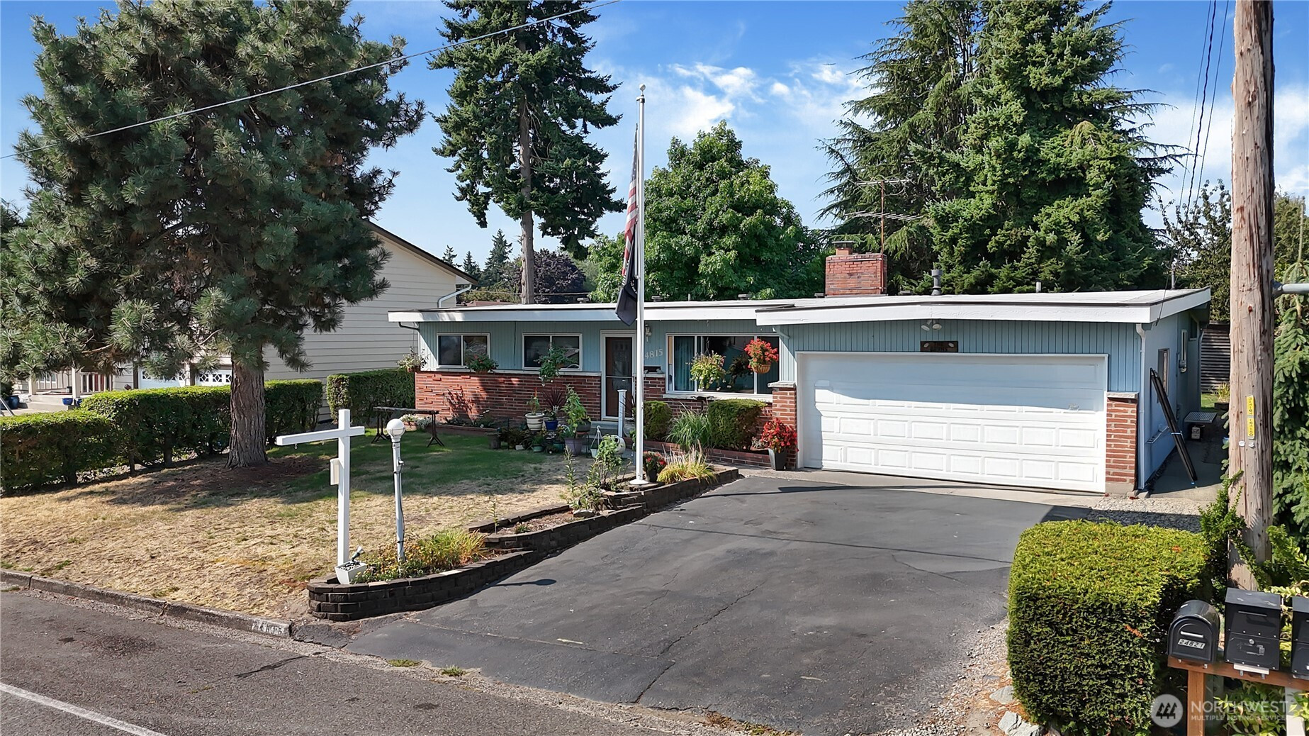 24815 42nd Avenue S, Kent, WA 98032