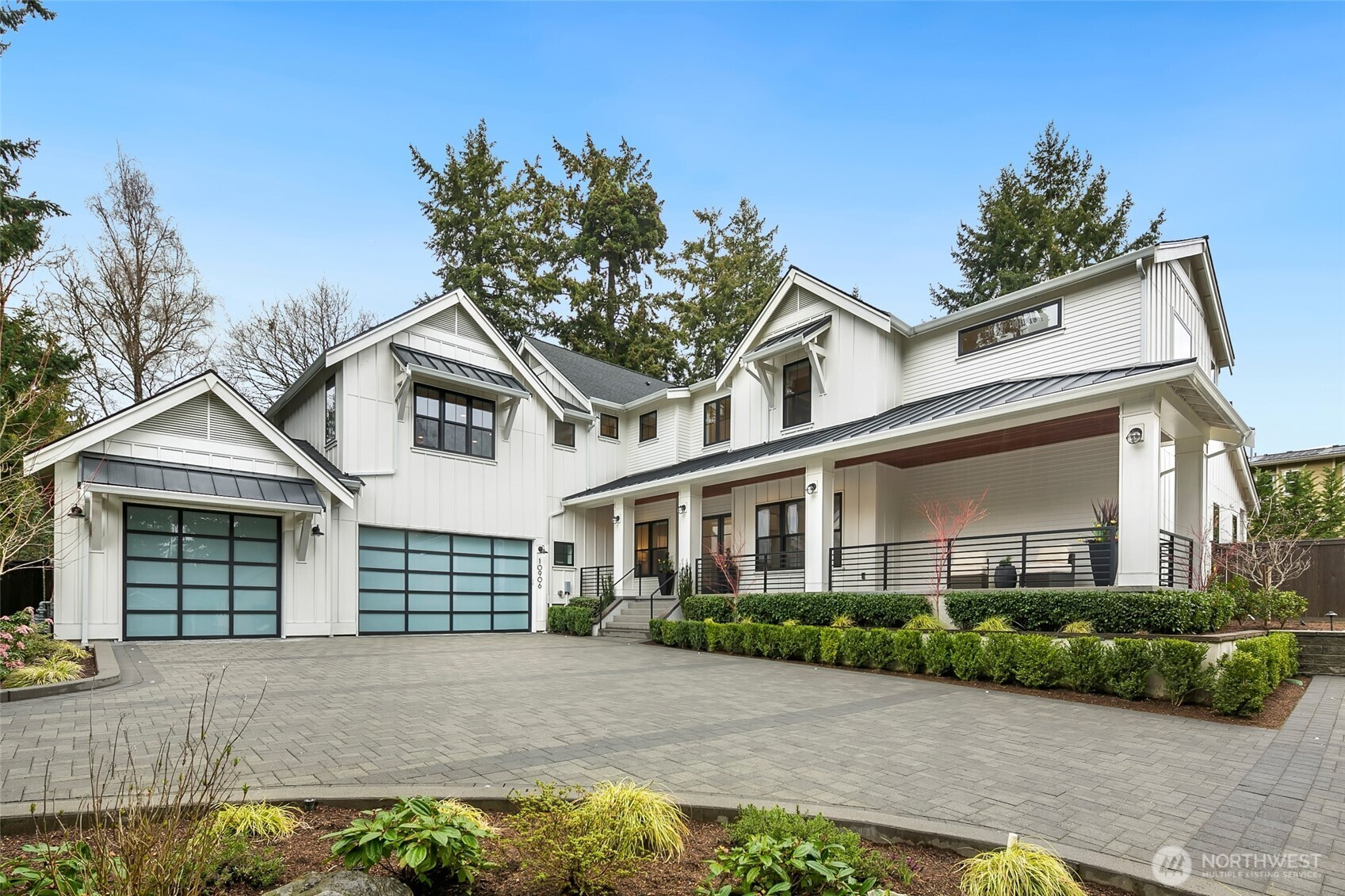 10906 SE 28th Street, Bellevue, WA 98804