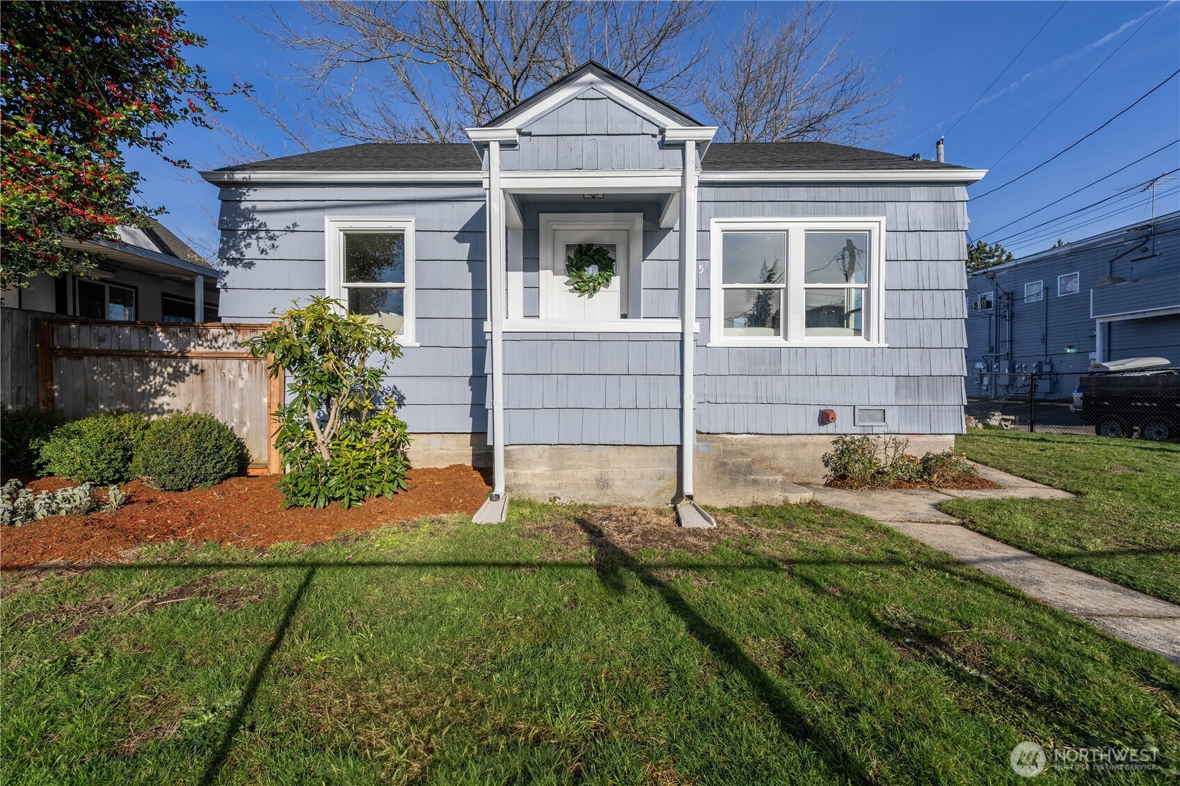 215 S 64th Street, Tacoma, WA 98408