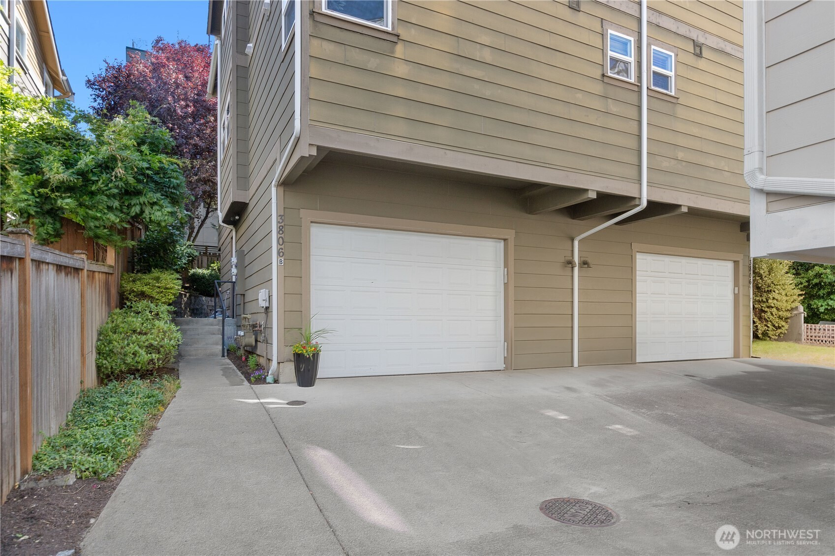 3806 Interlake Avenue N, Seattle, WA 98103