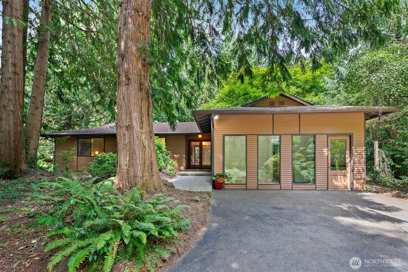 11333 204th Avenue NE, Redmond, WA 98053